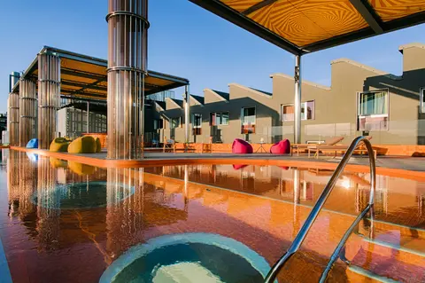 nhow Milano, Pool