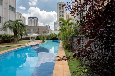 Intercity Ibirapuera, Pool