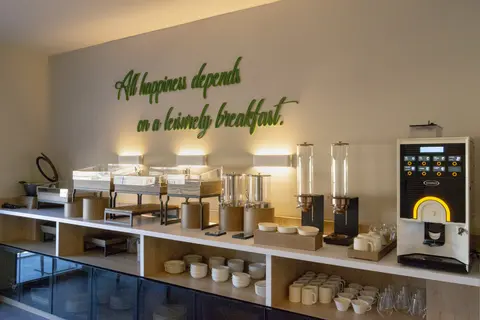 Si Hotel Sh.p.k., Restaurant