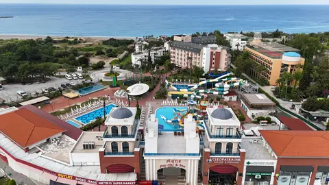 Club Aqua Plaza, General view