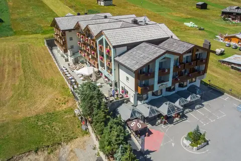 Lac Salin Spa & Mountain Resort, General view