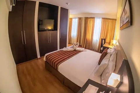 Allpa Hotel & Suites, Room