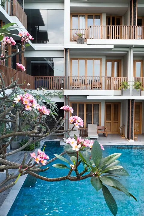 Swarga Suites Bali Berawa, Marclan Collection, Pool
