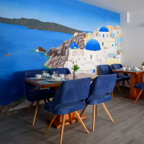 Oasis Suites Fira, Restaurant