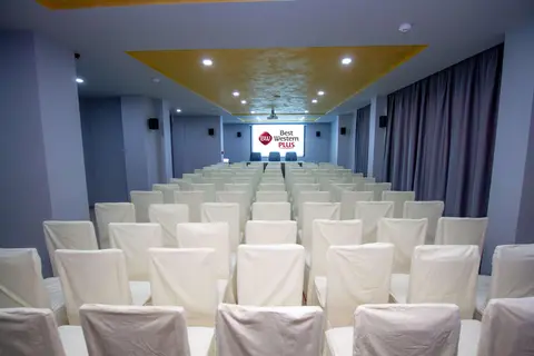 Best Western Plus Premium Inn, Conferences