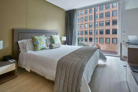 Hotel 100 Luxury Suites, Room