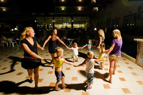 Ares Blue Hotel, Sports and Entertainment