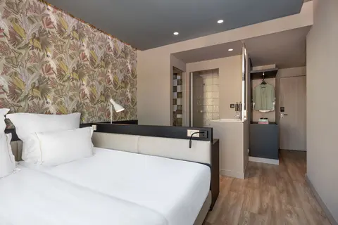 CASUAL KUBIC ATHENS, Room