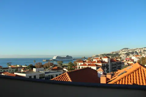 Travellers Pearl by Storytellers, General view