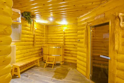 Sadovnicheskaya, Sports and Entertainment