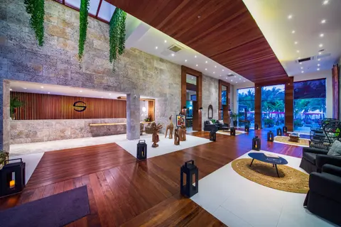 S Hotel Montego Bay, Lobby