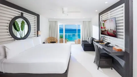 S Hotel Montego Bay, Room