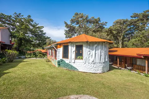 Socialtel Monteverde, General view