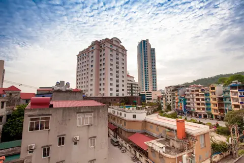Alex Ha Long Hotel, General view