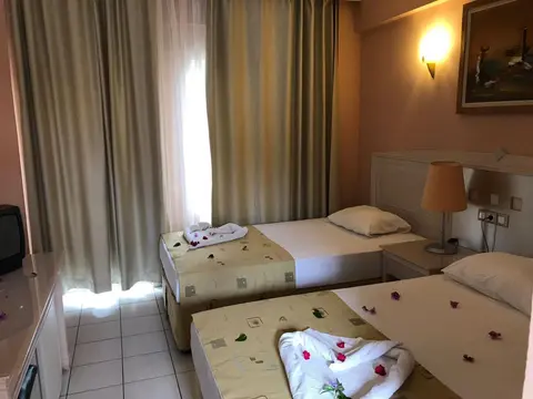 Ares Dream Hotel, 