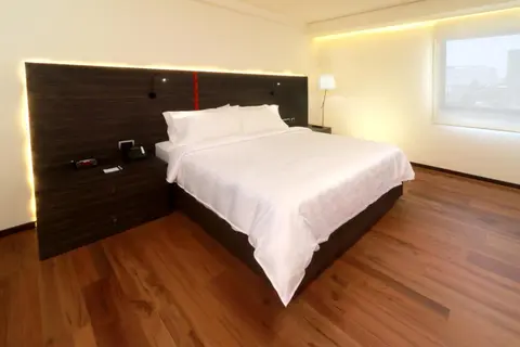 Holiday Inn Express Mexico Aeropuerto by IHG, 
