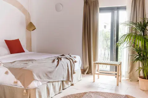 Curolla Petit Hotel, 