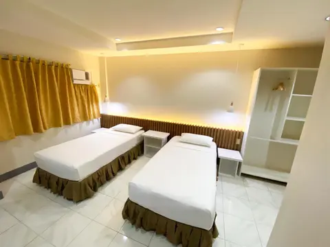 Ariano's Inn, 