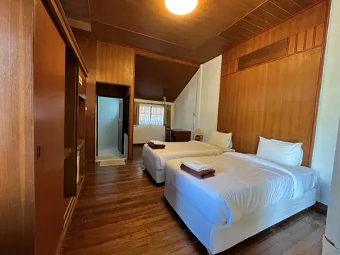 Utopia Resort, 