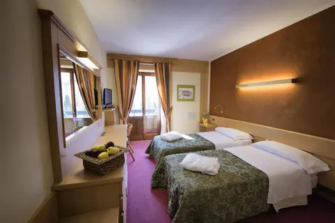 Hotel Monzoni - San Pellegrino, 