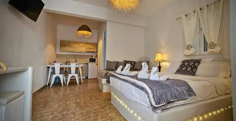 Pleasure Black Beach Perissa Santorini, 
