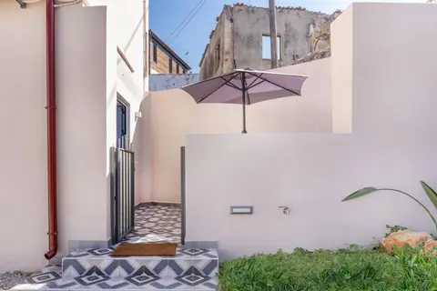 Camara Residence, 