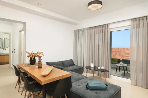 Elia City Apartments, 