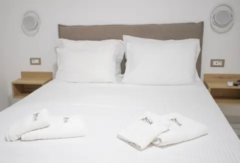 Star Hotel, 