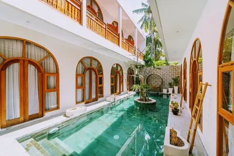 Yulaman Hotel, 