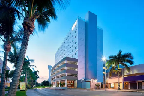 Aloft Cancun, 