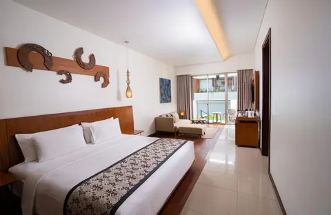MERUSAKA Nusa Dua, 