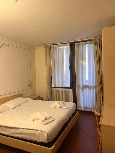 Hotel De la Ville, 