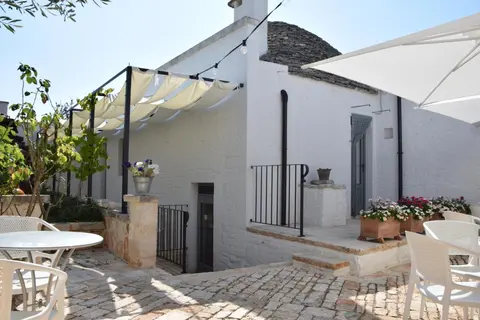Corte Trullo Sovrano B&B, 