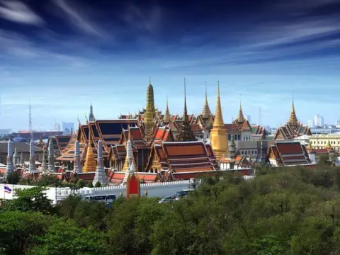 Bangkok Basics & Chiang Mai City Package, Small Group Tour