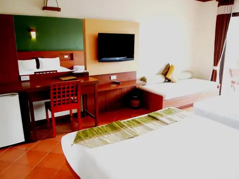 Fanari Khaolak Resort, 