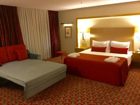 DIVAN BURSA, 