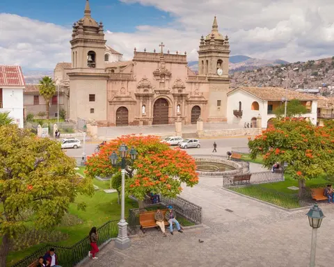Ayacucho y su Piscina Natural 03 Días / 02 Noches