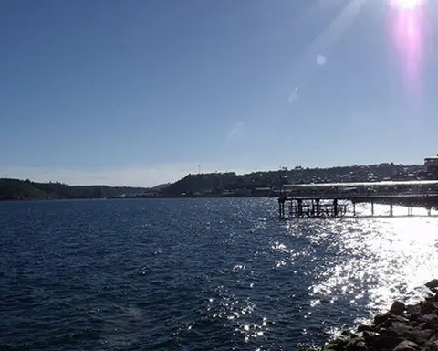 Los Lagos - 4 Días, Chiloé Castro y Dalcahue