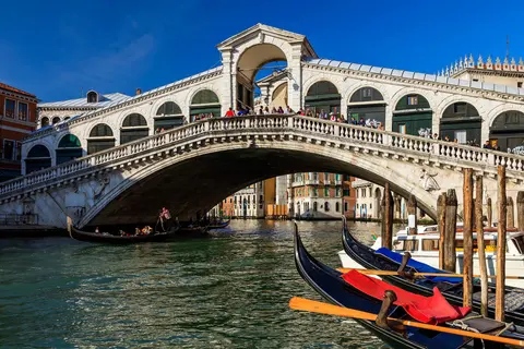 DE MILAN A ROMA
