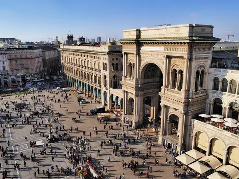 DE MILAN A ROMA