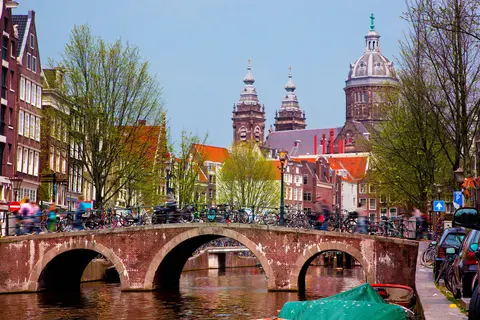 DE AMSTERDAM A MADRID