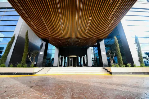 Ramada by Wyndham Erbil Gulan Street, 