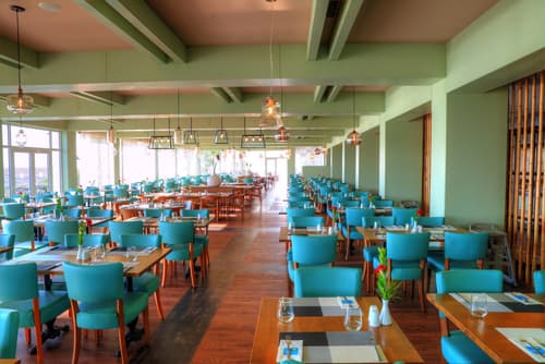 Le Bleu Hotel & Resort, 