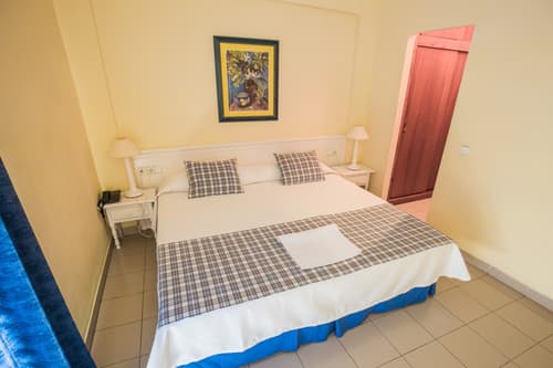 Apartamentos RF Bambi, Adults Only, 