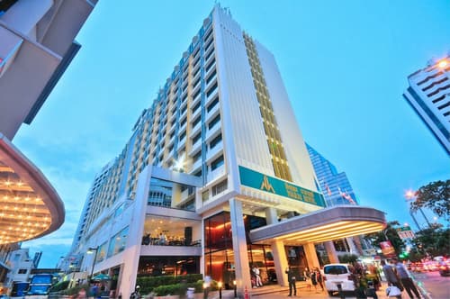 Narai Hotel, 