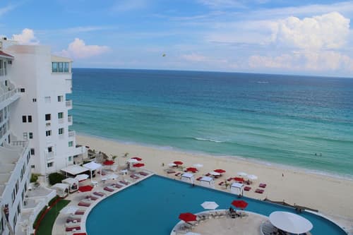 Bel Air Collection Resort & Spa Cancun, 