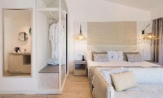 Fiesta Hotel Athènee Palace, 