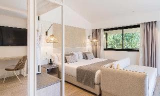 Fiesta Hotel Athènee Palace, 