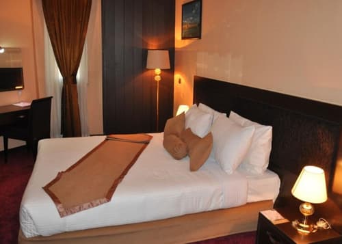 Asareh Hotel, 