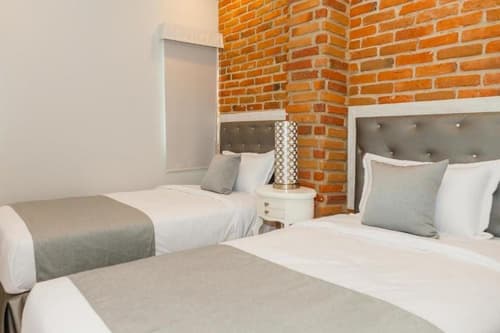 Hotel Boutique Adaz, 
